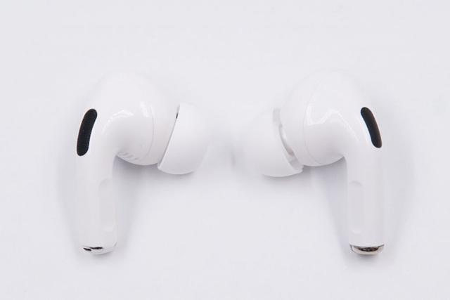 怎么分辨airpodspro真假（最直接辨别airpodspro真假的方法）(8)