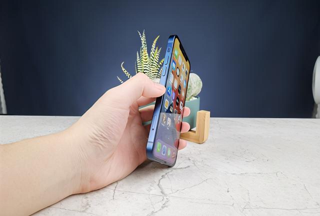 苹果iphone12参数配置(iphone12真实使用感受)(5)