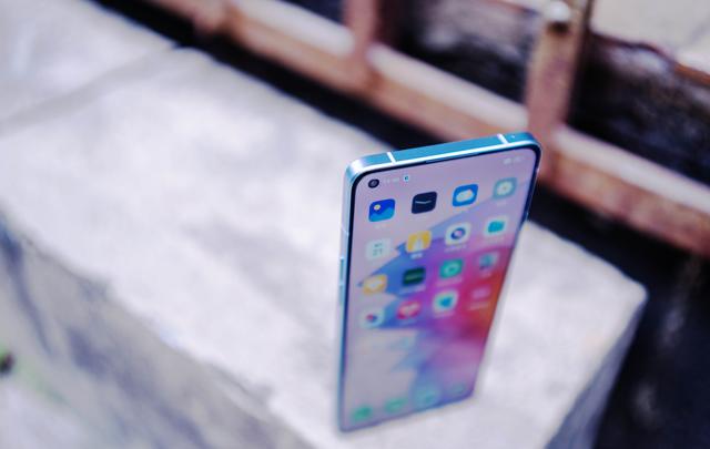 opopreno7pro手机怎么样（oppo reno7 pro现在还值得买吗）(3)