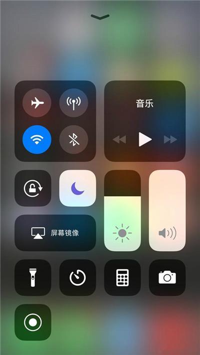 苹果手机投屏电视怎么设置方法（苹果手机投屏的正确方式）(1)