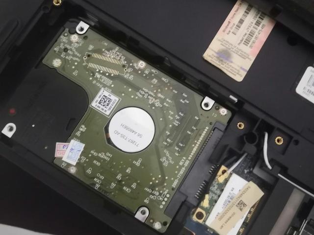 旧笔记本电脑怎么处理（旧笔记本电脑零配件的用途介绍）(1)