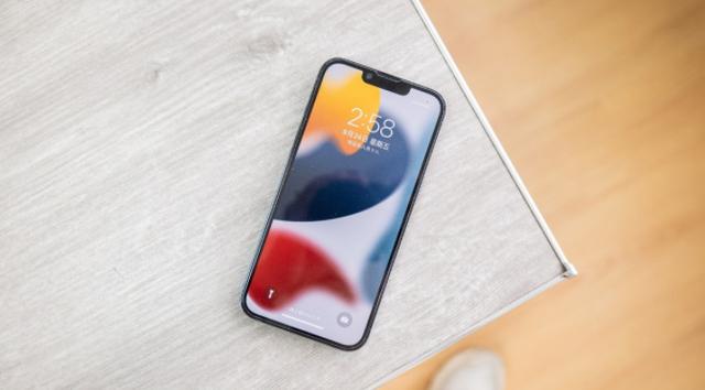 什么手机玩游戏性能好（既能打游戏又实用的4款手机推荐）(2)