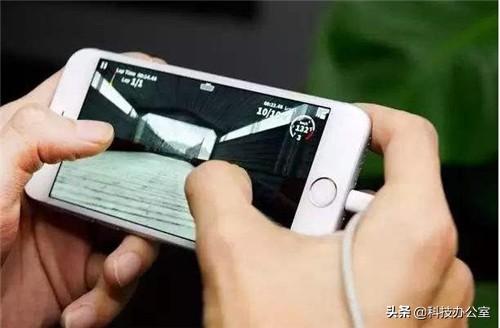 苹果手机怎么充电对电池好(iPhone手机充电方面的小技巧)(3)