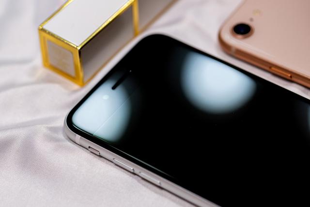 iphonese2配置参数(iphonese2深度评测)(8)