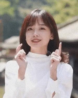 华为和荣耀建议买哪个(荣耀magic4好还是华为mate40pro好)(8)