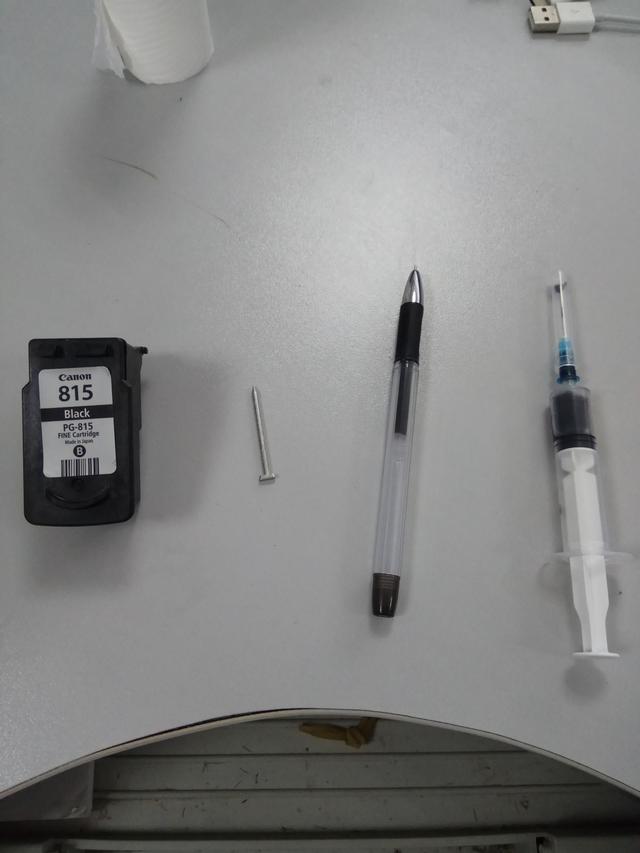 佳能打印机墨盒怎么装墨水（佳能打印机墨盒加墨水步骤图）(1)
