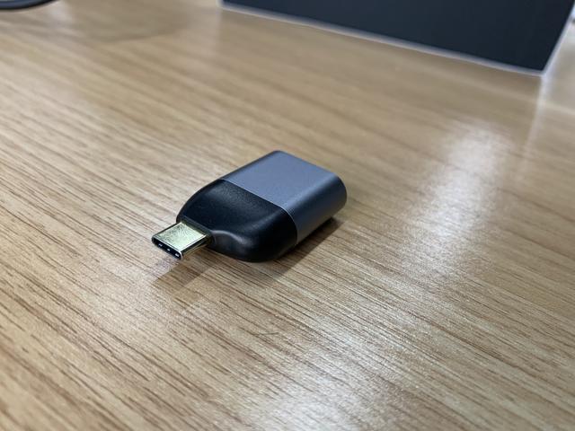 笔记本电脑可以投屏到电视上吗（电脑无线投屏到投影仪的最佳方法）(9)