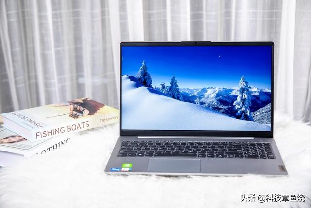 小新air15怎么样（联想小新Air15新评测）(1)