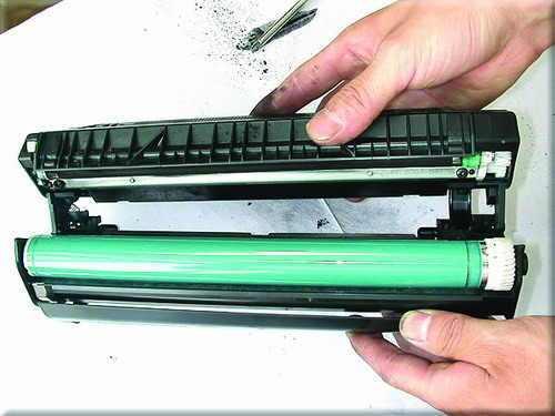 打印机碳粉怎么加（加碳粉应注意哪些细节）(1)