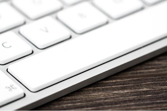 电脑空格键是哪个（电脑空格键的使用技巧）(2)