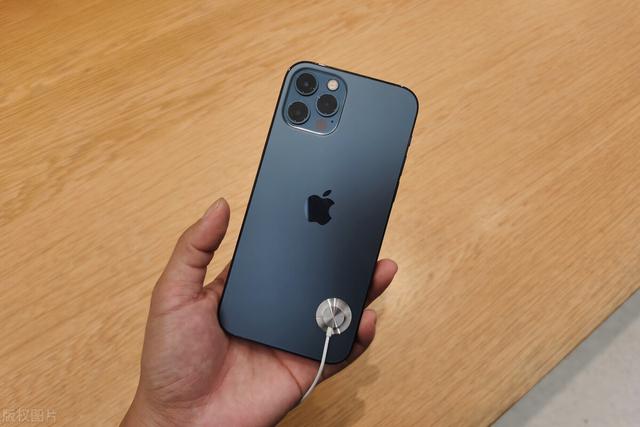 苹果12pro和13哪个好（iphone12 pro和iphone13详细对比）(3)