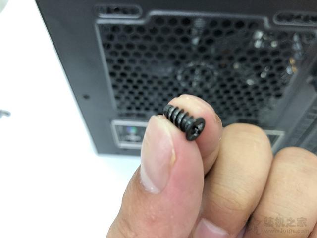 电脑主机怎么组装（diy电脑组装教程图解详细步骤）(63)