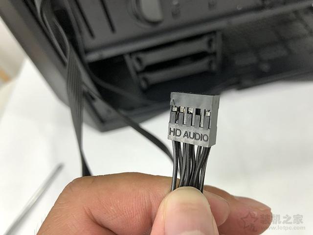 电脑主机怎么组装（diy电脑组装教程图解详细步骤）(84)