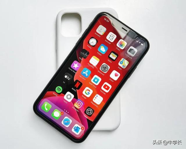 苹果手机不停黑屏重启怎么回事（iphone11自动重启解决方法）(2)