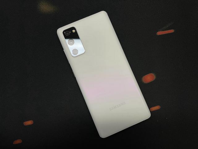 三星s20fe手机怎么样（三星galaxy s20 fe 5g值得购买吗）(3)