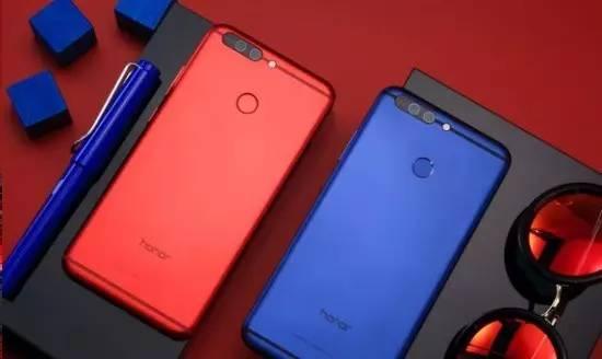 荣耀手机是华为的吗（荣耀手机和华为手机的关系揭秘）(1)