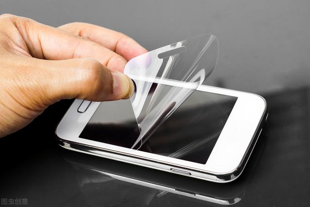 钢化膜撕不下来怎么办(把钢化膜撕下来的三种方法)(1)