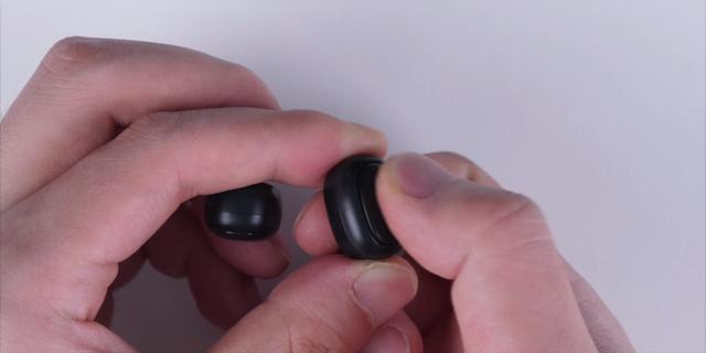 蓝牙耳机哪个好（十款热门百元无线耳机对比测评）(13)