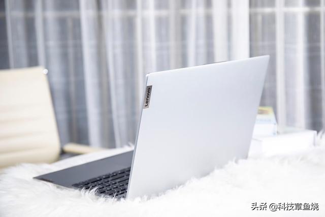 小新air15怎么样（联想小新Air15新评测）(2)