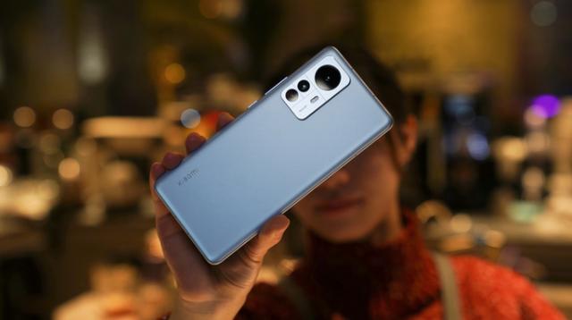 什么手机玩游戏性能好（既能打游戏又实用的4款手机推荐）(4)