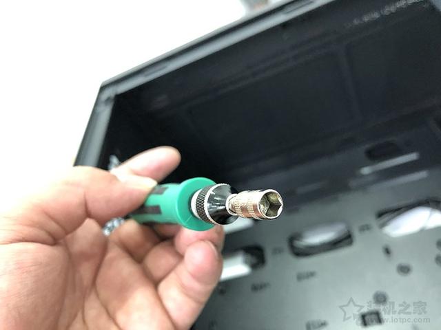 电脑主机怎么组装（diy电脑组装教程图解详细步骤）(57)