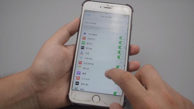 手机耗电太快了怎么办（手机电量不耐用解决方法）(6)