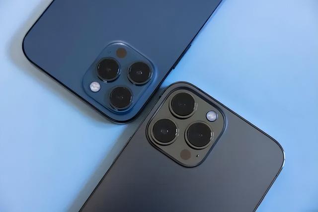 哪款手机好用性价比高（4款目前公认“无差评”的手机）(4)