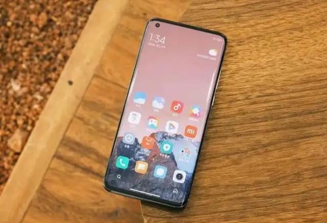 华为手机好还是小米手机好（小米为什么不如华为）(4)