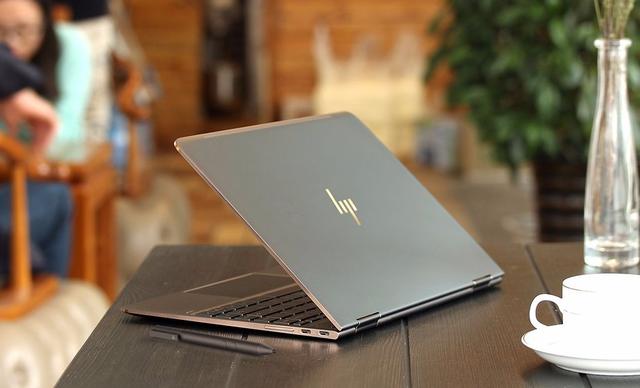 平板和笔记本区别在哪(电脑是笔记本好还是平板电脑好)(1)