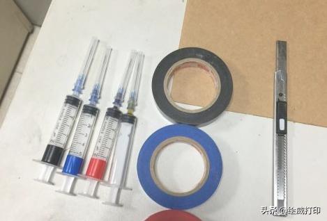 打印机没墨了怎么加墨（打印机加墨水的正确方法）(6)