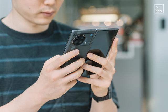 vivo折叠屏手机怎么样（vivo X Fold折叠手机详细测评）(32)