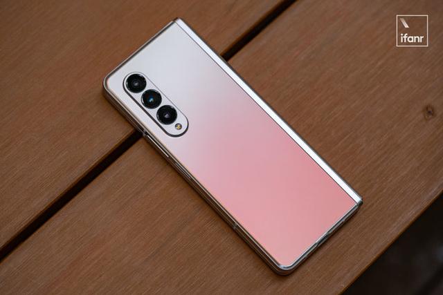 三星折叠手机fold3怎么样（三星折叠屏z fold 3真实使用感受）(4)