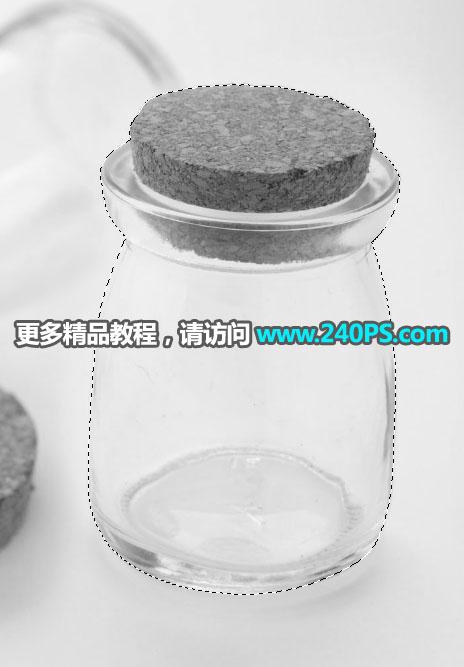 ps怎么抠图换背景透明（PS抠取透明玻璃瓶换背景的方法）(7)