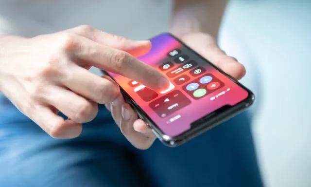 苹果手机老是自动关机是什么原因（苹果手机经常关机解决方法）(1)