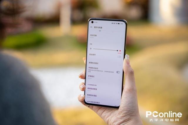 什么手机像素最高（你绝对不能错过的三款高分辨率手机）(4)