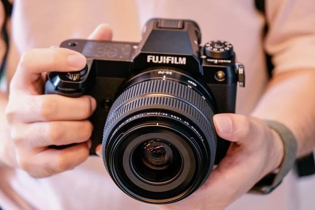 富士中画幅gfx50s二代参数（富士gfx50s?II值不值得购买）(1)