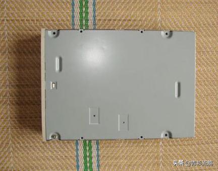 电脑光驱弹不出来怎么办（光驱弹不出来维修教程）(3)