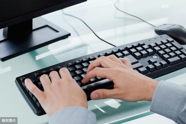 键盘进水了按键失灵了怎么办（键盘进水失灵的解决办法）(2)