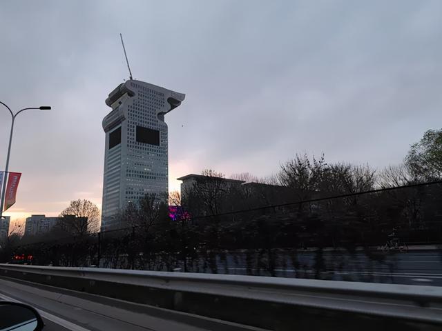 小米11ultra参数配置（小米11 ultra现在值得建议买吗）(5)