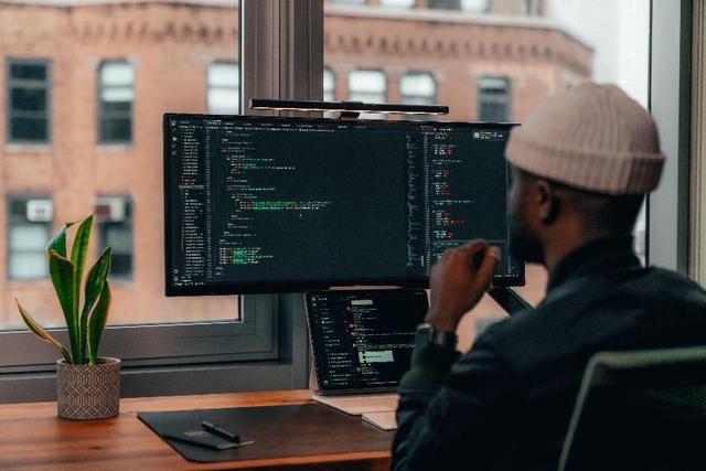 如何在手机上剪辑视频（手机视频剪辑具体步骤）(1)