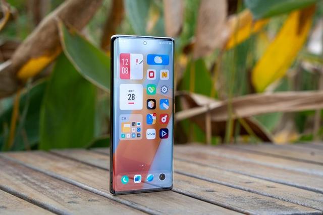 什么手机像素最高（你绝对不能错过的三款高分辨率手机）(11)