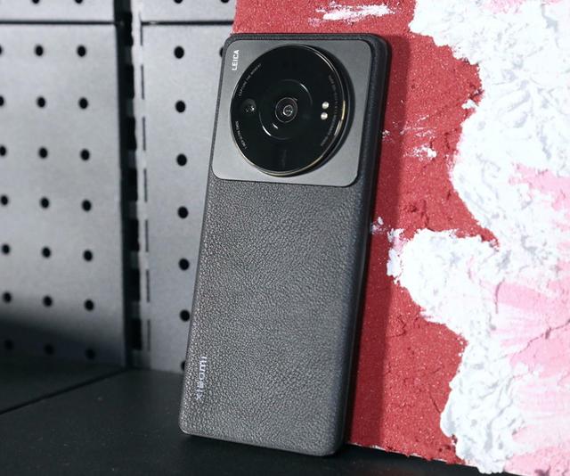 最耐用的手机有哪些（拍照好续航强性能好的4款手机推荐）(4)