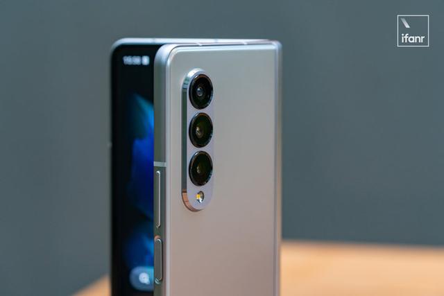 三星折叠手机fold3怎么样（三星折叠屏z fold 3真实使用感受）(1)