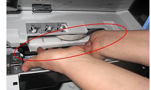 复印机卡纸了怎么解决（复印机卡纸故障解决方法大全）(3)