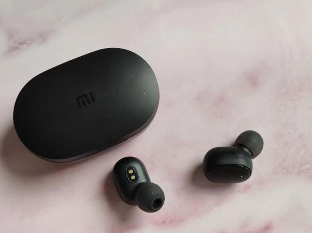 什么品牌的蓝牙耳机最好（盘点2022年度蓝牙耳机排名）(2)