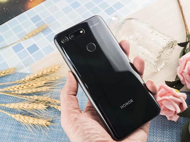 麒麟980手机有哪些（盘点三款麒麟980处理器的手机）(4)