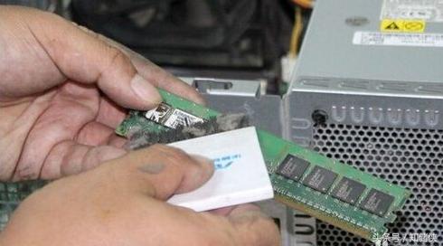 电脑自动关机重启是什么原因（电脑关机自动重启解决方法）(3)