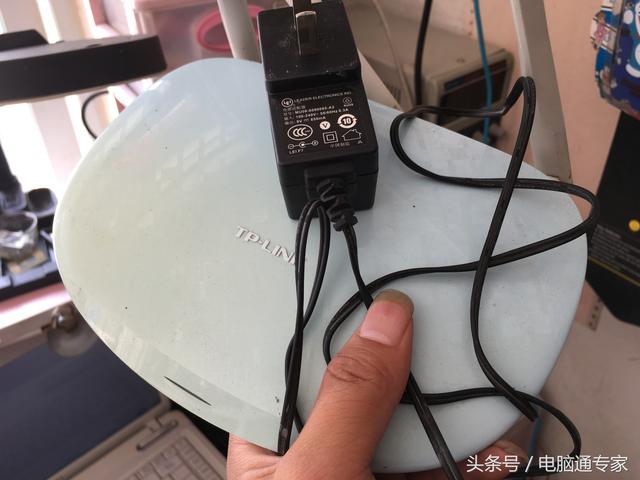 用路由器上不了网怎么回事（路由器设置好了却连不上解决方法）(1)