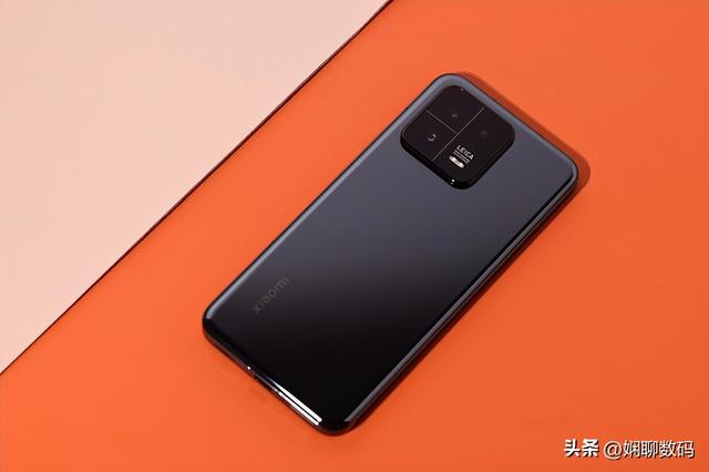 手机买什么好（这3款手机性价比很高）(1)