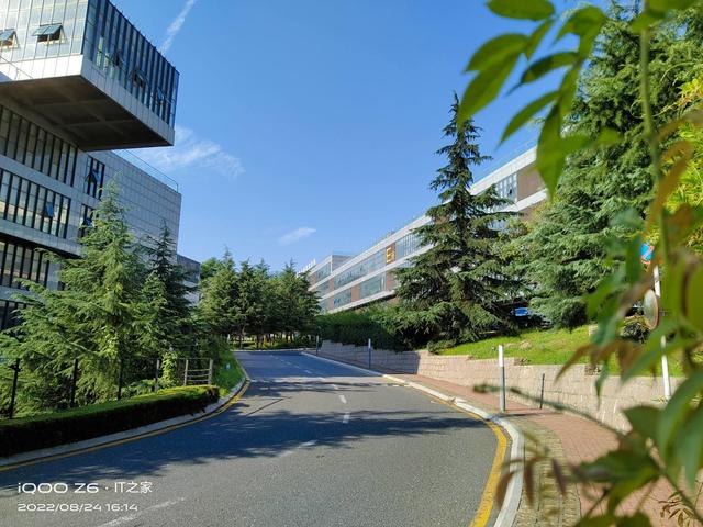 iqooz6手机参数配置(iqoo z6全面评测)(17)